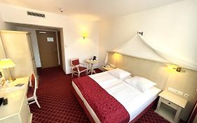 Mercure Hotel Chateau Berlin am Kurfürstendamm